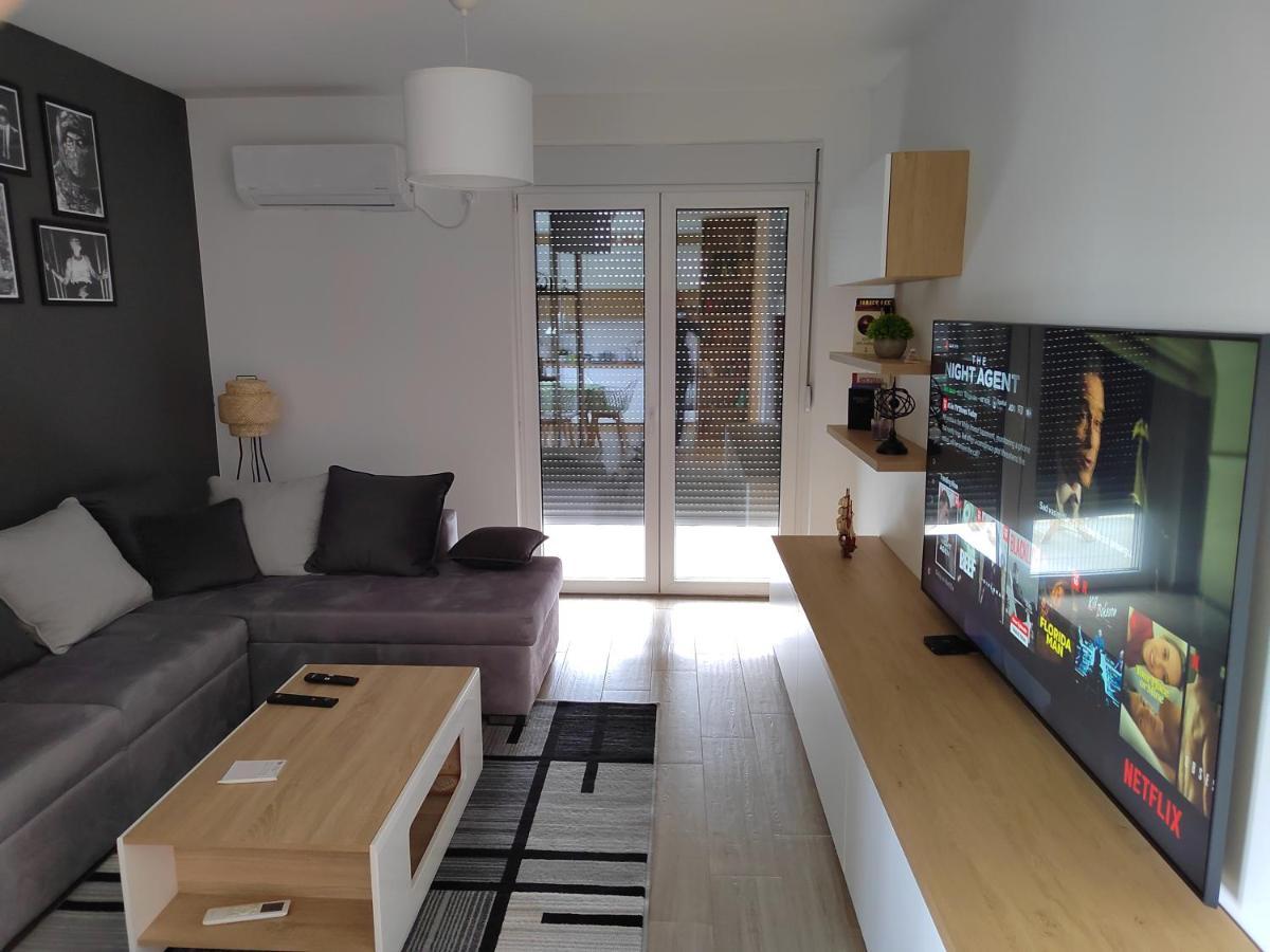 Lovely one bedroom apartment Ub Buitenkant foto